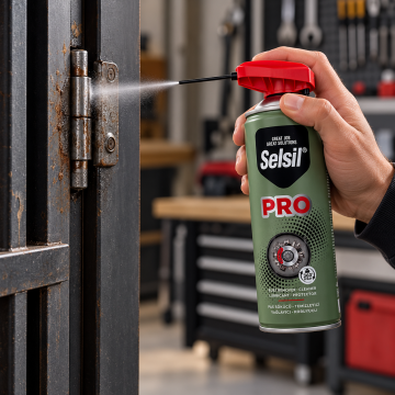 Selsil Pro Pas Sökücü Koruyucu Yağlayıcı Sprey 400 ML