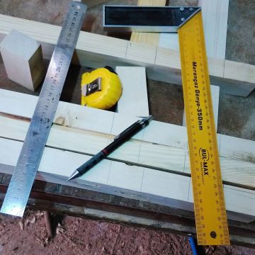 Leo Ahşap Marangoz Gönye 30 cm