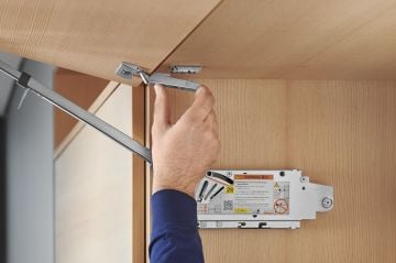 Blum Aventos HF Katlanır Kapak Makası 25 X 38